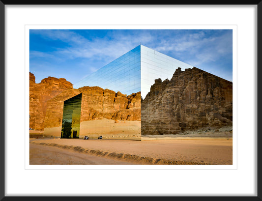 MIRRORS IN THE DESERT